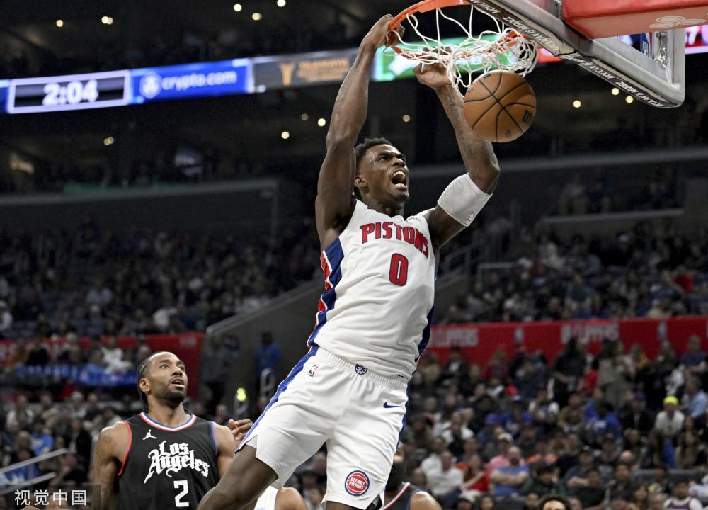 足球场上 足球场上