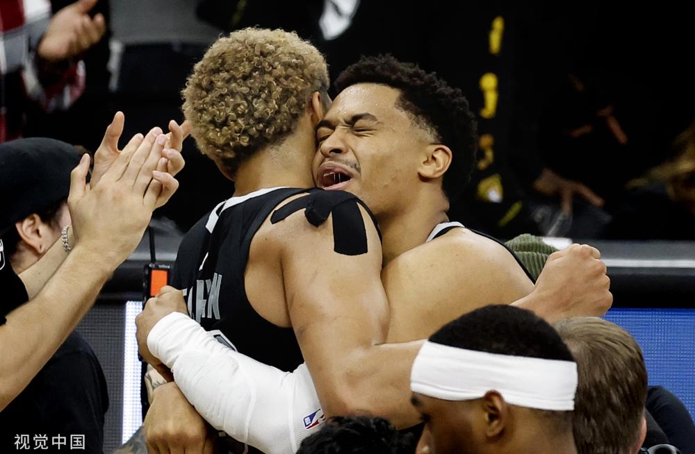 利批评不仅 利批评不仅